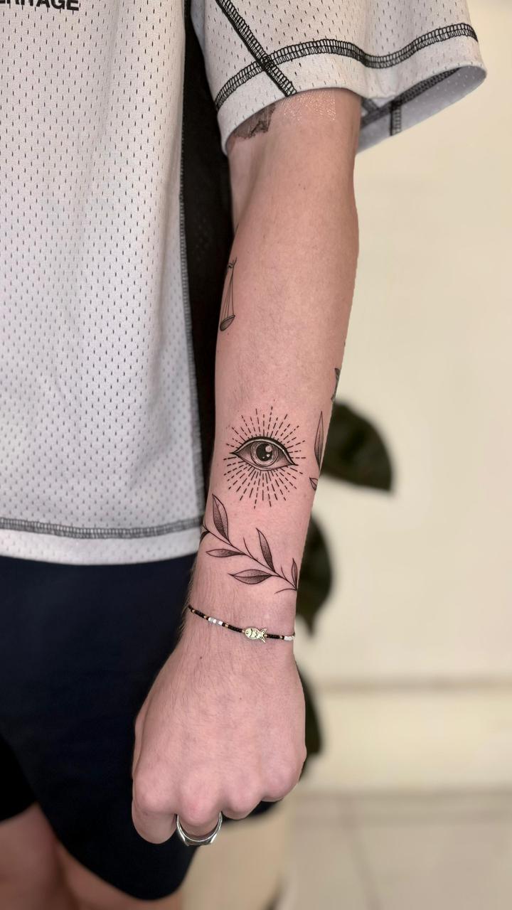Minimalist fine line tattoo Canggu
