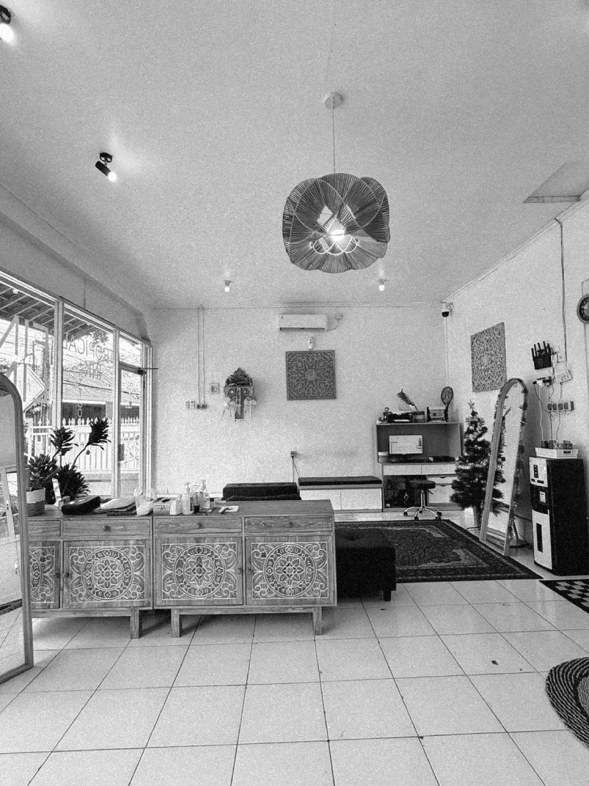 Seminyak-Studio-BW-04